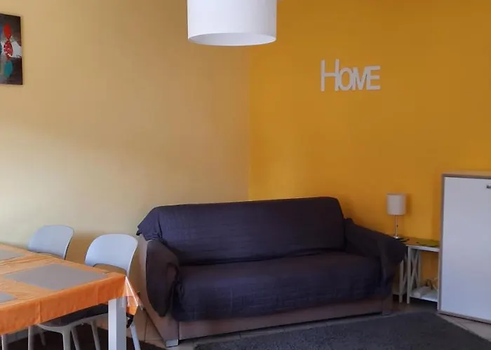 Gallo Mit Ueberdachter Terrasse Parkplatz 100 Mtr Z